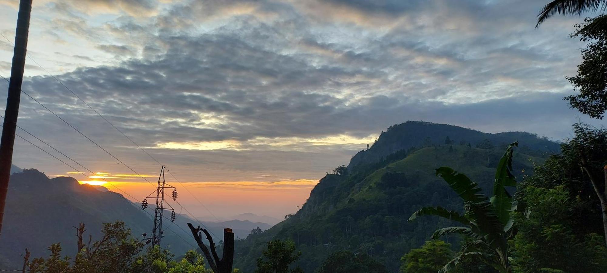 Meditation Monastery Stay エッラ エクステリア 写真
