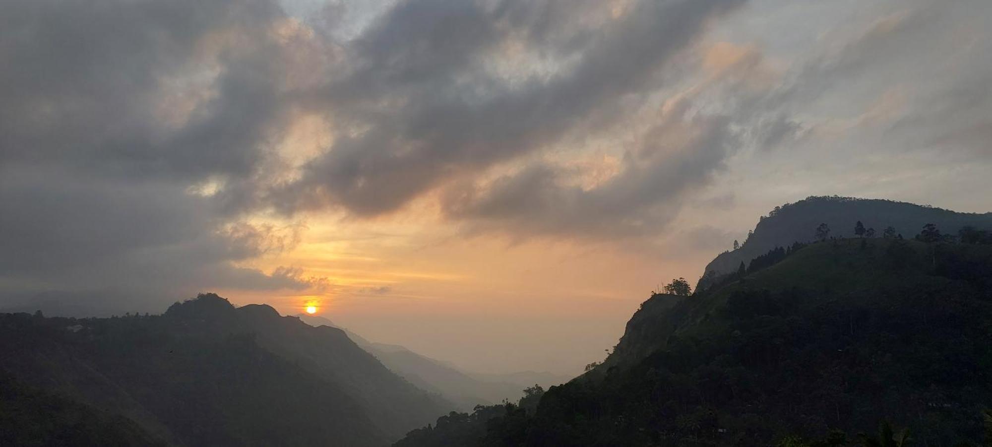 Meditation Monastery Stay エッラ エクステリア 写真